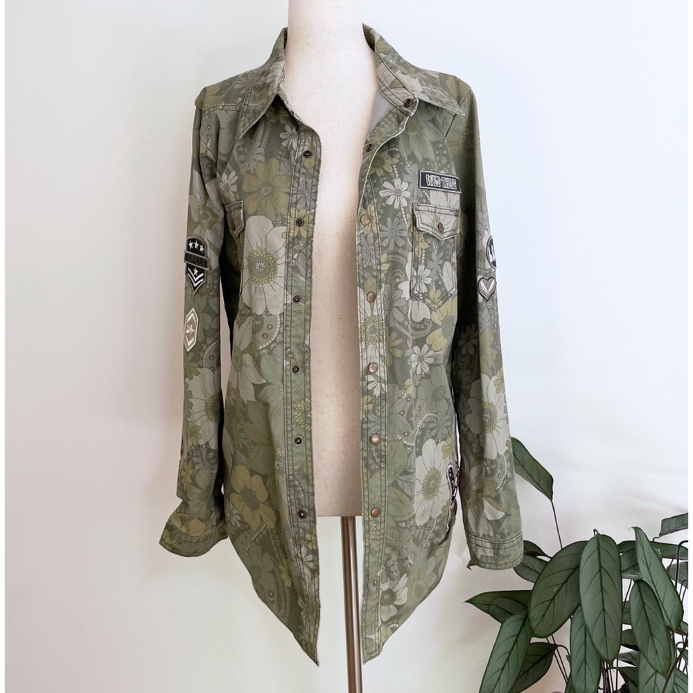 NWT Spell & The Gypsy Eden Camo Embroidered floral Patches Jacket S - Picture 10 of 16